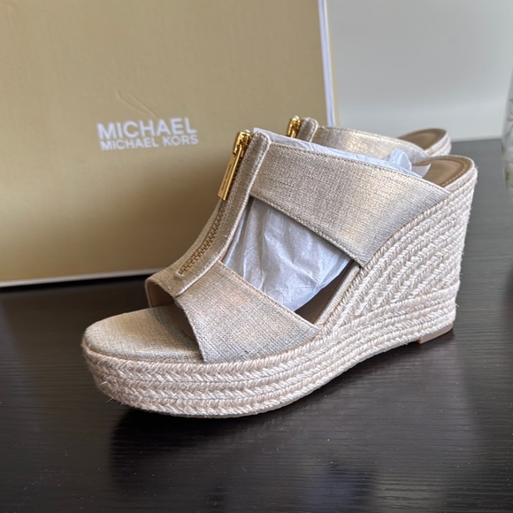 Michael Kors Cream Wedge Espadrilles with Metallic Accent - Picture 1 of 11